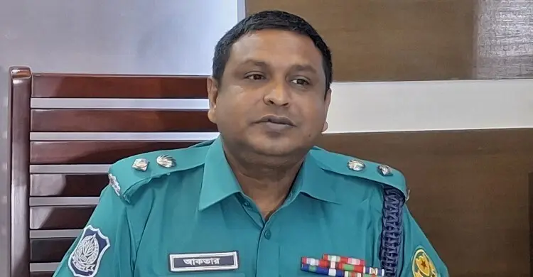 অভিযান শেষে পুলিশ চলে গেলেই গেন্ডারিয়ায় গোলাগুলি, আহত ৩