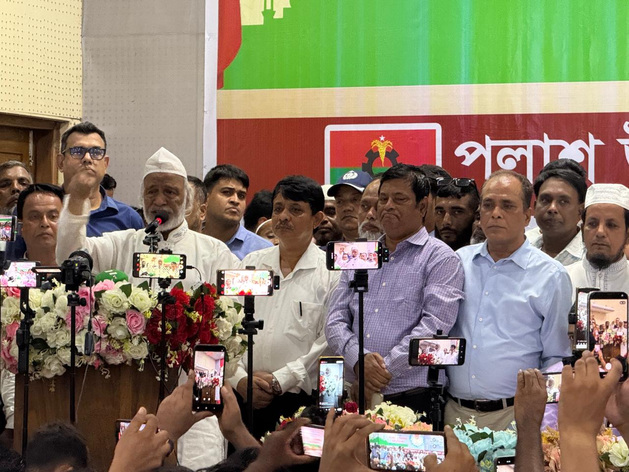 মহানবী (সা.) এর আদর্শে শান্তি-সম্প্রীতির সমাজ গড়ার আহ্বান এলজিআরডি মন্ত্রীর