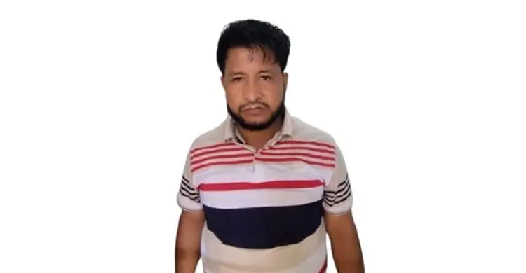 বোয়ালখালীতে দুর্ধর্ষ ডাকাত আবছার গ্রেফতার, মিলল ইয়াবা
