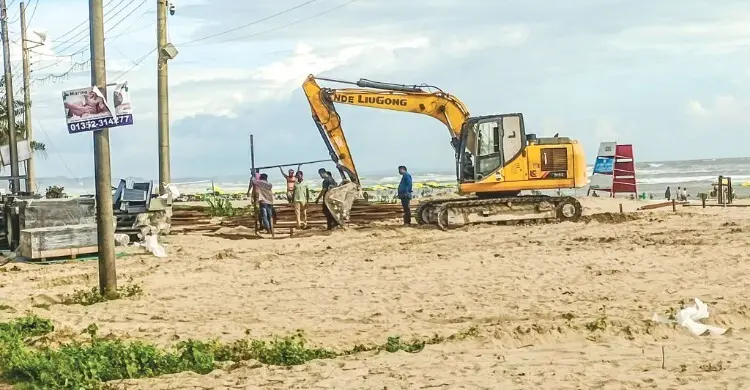 সৈকতের বালিয়াড়ি নষ্ট করে সড়ক, বিআইপির কঠোর প্রতিবাদ ও কাজ বন্ধের দাবি