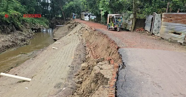 বাঁশখালী-সাতকানিয়ায় বন্যার ক্ষত: ১৫৮ কিমি সড়ক ও ৩৩ ব্রিজ ধ্বংস