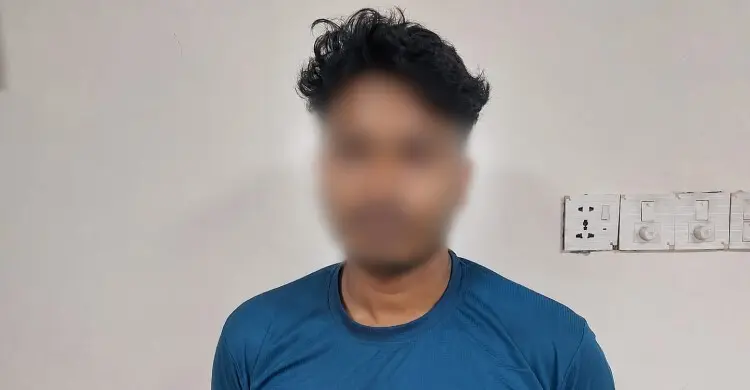 আইইউবি শিক্ষার্থীর মৃত্যুতে জড়িত কাভার্ডভ্যান চালক গ্রেফতার