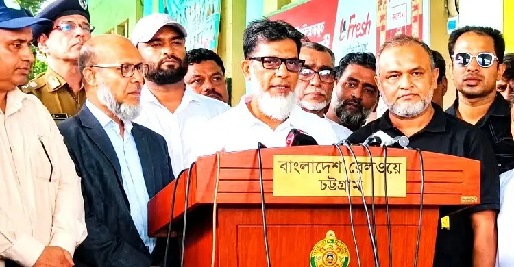 রেলের জমিতে নতুন লিজ নয়, অবৈধ দখল উচ্ছেদের ঘোষণা