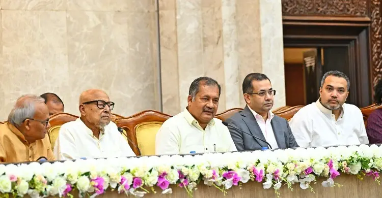 অতীতের ধ্বংসস্তূপ সরিয়ে ভবিষ্যতের ভিত্তি তৈরি হয়েছে ১৮০ দিনে
