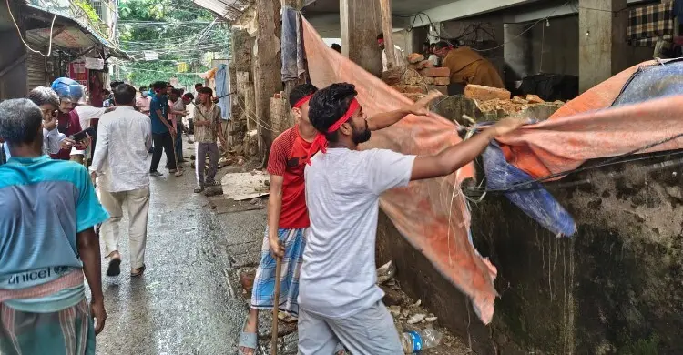 সাবেক মেয়র রেজাউলের ভবনে দোকান, চট্টগ্রামে চউকের মোবাইল কোর্ট