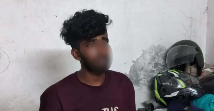 ধোলাইপাড়ায় পথচারীকে ছুরিকাঘাত, হাতেনাতে আটক এক যুবক