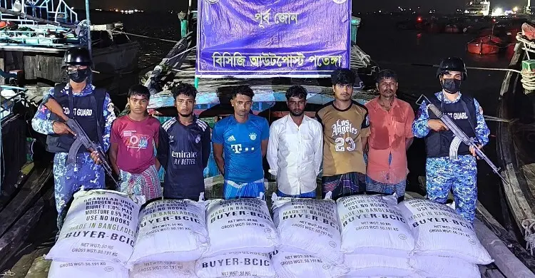 পতেঙ্গায় মিয়ানমারগামী সিমেন্ট ও সার আটক, গ্রেপ্তার ৬ পাচারকারী