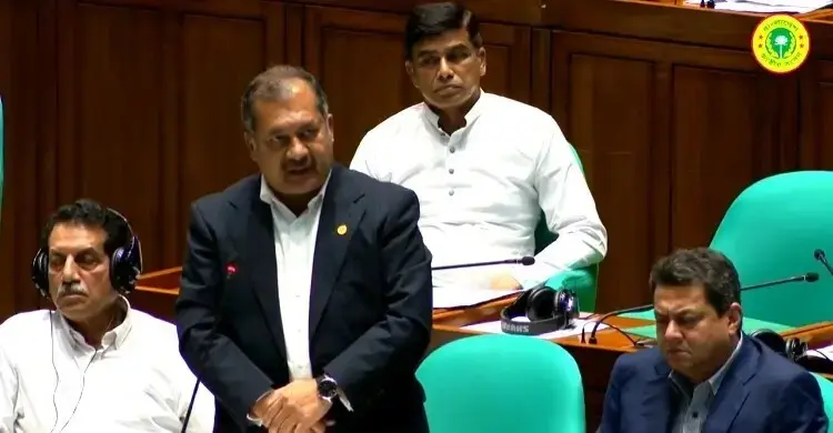বিরোধীদল নির্বাচনে থাকায় গণতন্ত্র আরও শক্তিশালী: তথ্যমন্ত্রী