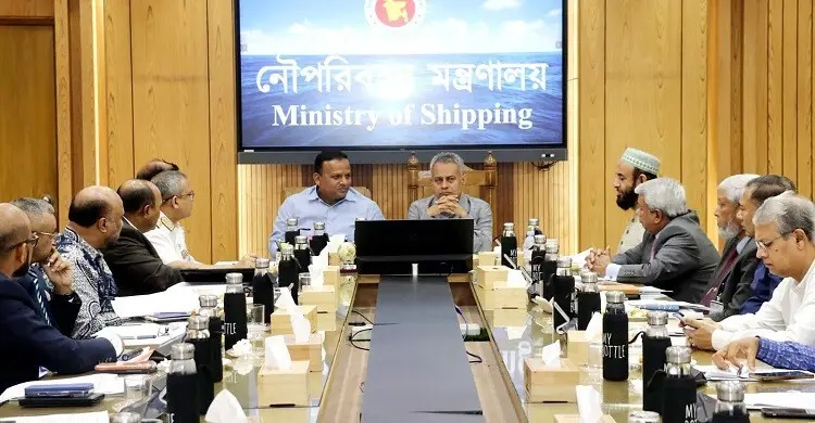 নাবিকদের ভিসা জটিলতা দূর করতে মন্ত্রীর জরুরি নির্দেশ