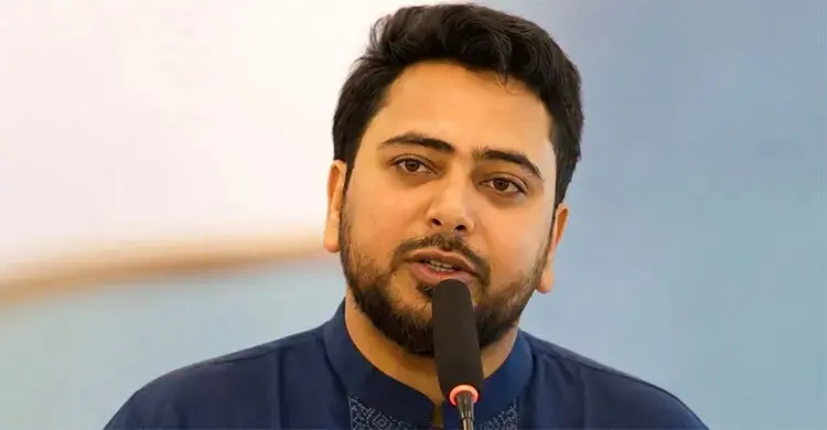 জনগণের নয়, অলিগার্কদের সরকার গড়ছে বিএনপি: নাহিদ ইসলাম