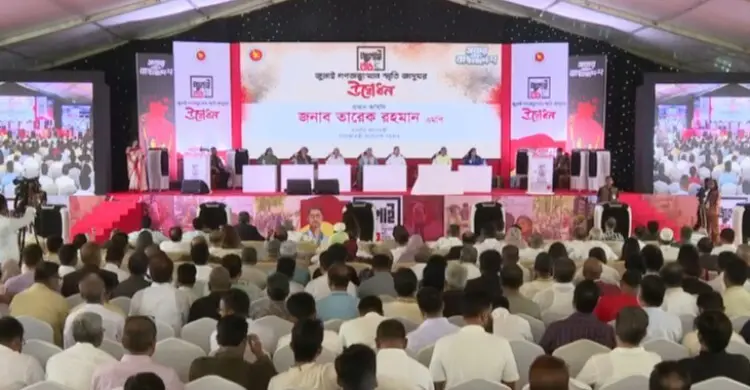 জুলাই গণঅভ্যুত্থানের স্মৃতি বিজড়িত জাদুঘর উদ্বোধন করলেন প্রধানমন্ত্রী