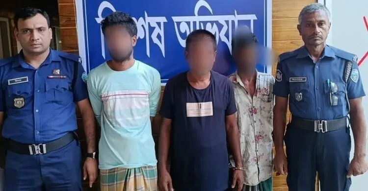 চট্টগ্রাম রেঞ্জে মাদকবিরোধী অভিযান: গ্রেফতার ২৪০, উদ্ধার বিপুল মাদক