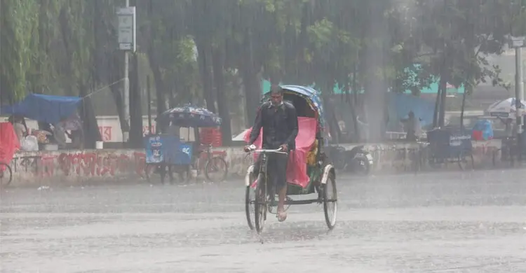 সারাদেশে ৫ দিন বৃষ্টির প্রবণতা, কোথাও কোথাও ভারী বর্ষণ