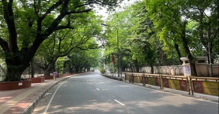 সকালে ঢাকার বাতাসের মান ‘সহনীয়’, বিশ্ব তালিকায় অবস্থান ৩১