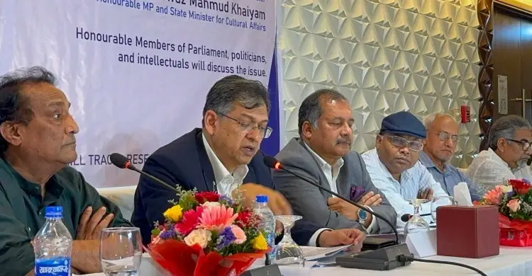 জাতীয় ঐক্যের স্বার্থে সবাই ‘অধিবাসী’, ‘আদিবাসী’ নয়: স্বরাষ্ট্রমন্ত্রী
