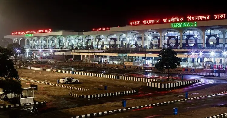 হজরত শাহজালালে সোনা ও ক্রিমসহ যাত্রীর ব্যাগে মিলল বিপুল পণ্য
