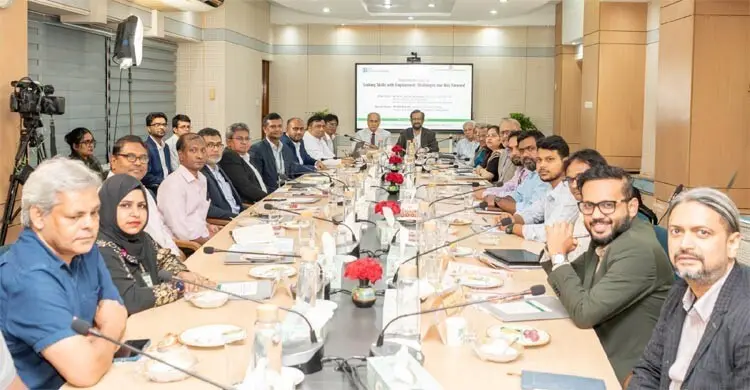 শ্রমবাজারের চাহিদায় দক্ষ জনশক্তি তৈরিতে সমন্বিত উদ্যোগের ডাক