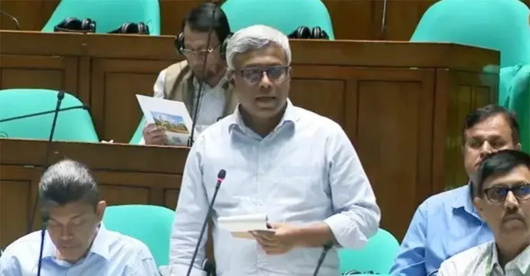 সংসদের সব কার্যক্রম চলবে সৌরবিদ্যুতে, গ্রিড থেকে নয় বিদ্যুৎ