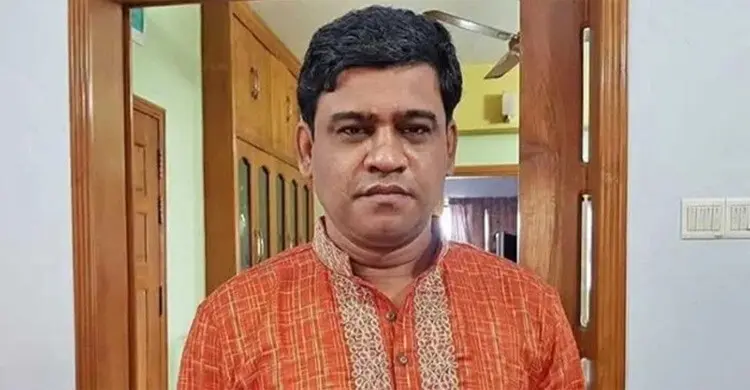 চট্টগ্রামে জনতা ব্যাংক ব্যবস্থাপকের ঝুলন্ত মরদেহ, চিরকুটে ঋণ-বদলির চাপ