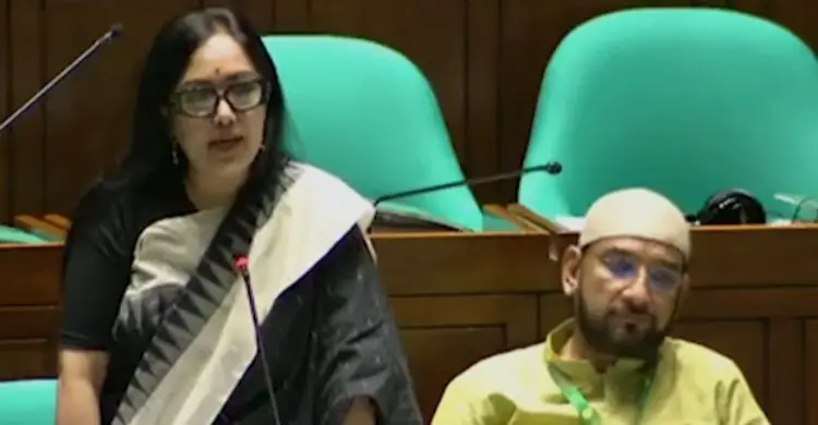 বাবা-মার ভরণপোষণ আইন কঠোর করার দাবিতে রুমিন ফারহানার চার দফা