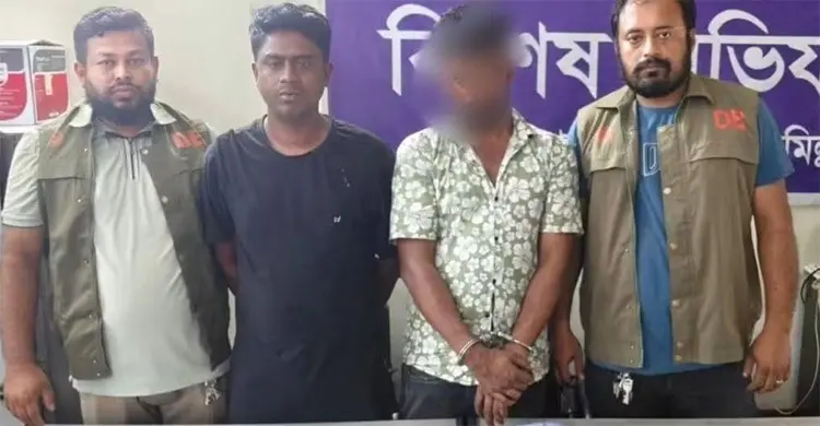 মাদকবিরোধী অভিযানে চট্টগ্রামে ২৪ ঘণ্টায় গ্রেফতার ৩৮০ জন, উদ্ধার হাজারো ইয়াবা