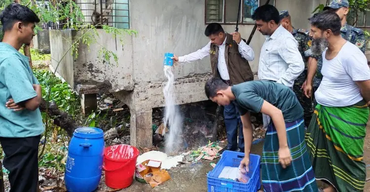 নোংরা পরিবেশে নকল আইসক্রিম, ভেনিস ফ্যাক্টরিকে দুই লাখ টাকা জরিমানা