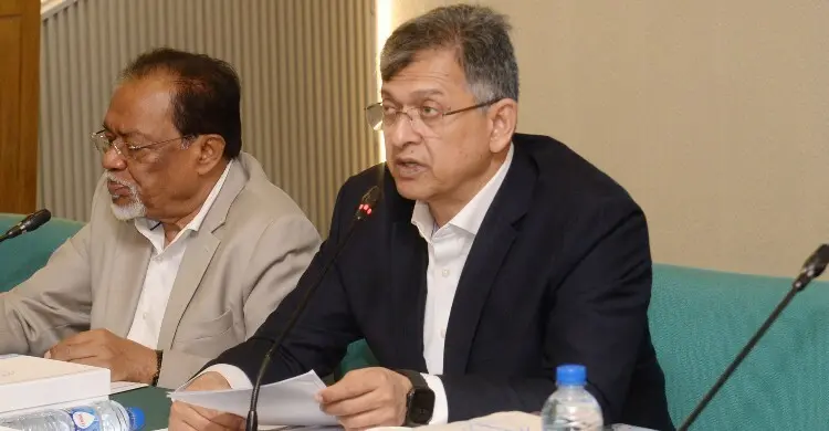 রোহিঙ্গা ক্যাম্পে বাড়ছে সশস্ত্র গোষ্ঠীর তৎপরতা: নিরাপত্তায় হুমকি