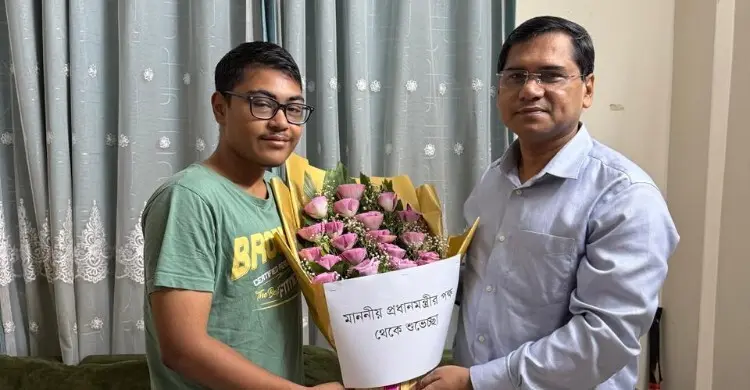 অসুস্থ তাশদিদের পাশে প্রধানমন্ত্রী, বাসায় খোঁজ নিলেন ডা. বিটু