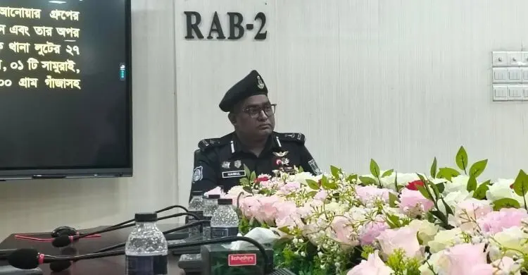 নাগরিকের গোপন তথ্য অনলাইনে বিক্রির অভিযোগে পাঁচজনকে গ্রেফতার করেছে র‍্যাব