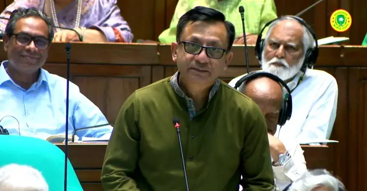 নিত্যপণ্যের দাম নিয়ন্ত্রণে মাঠে সরকার, কঠোর অভিযানের ঘোষণা