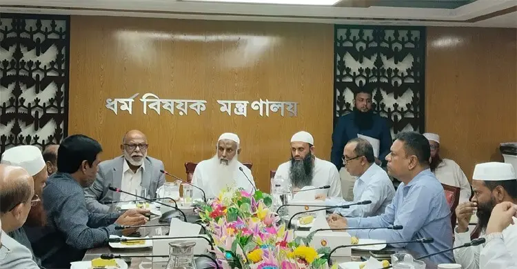 হজযাত্রীদের অবহেলা বা জুলুম কোনোটাই মেনে নেওয়া হবে না: ধর্মমন্ত্রী
