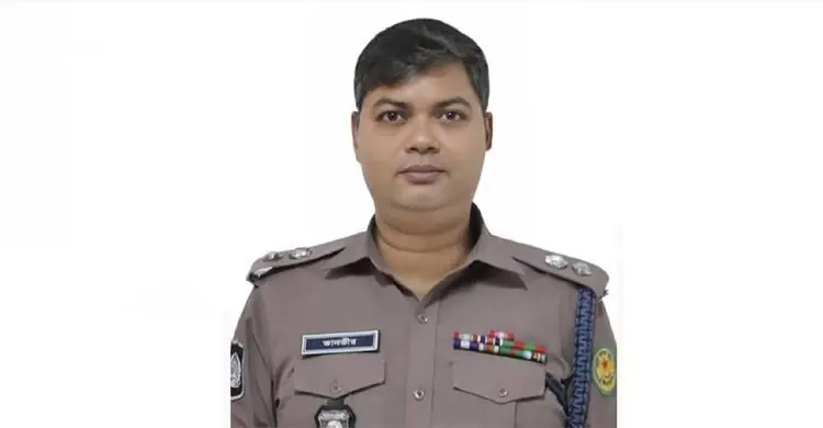 নিষিদ্ধ আওয়ামী লীগের মিছিল ঘিরে গুলশানের ওসির পর সরানো হলো ডিসিকেও