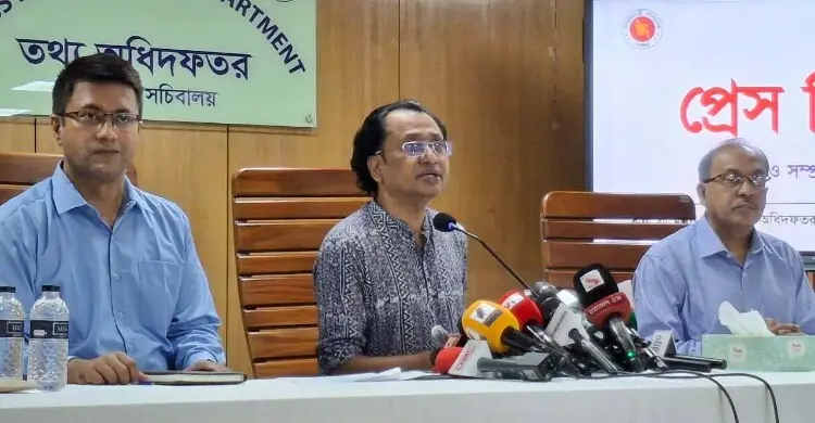 অতীতের ব্যবহারে পুলিশের মনোবল ভেঙেছে, ফিরতে সময় লাগবে: জাহেদ উর রহমান