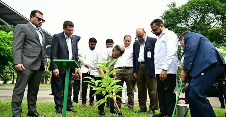 বিশ্ব বসতি দিবসে প্রধানমন্ত্রীর হাতে ৩ দিনের আবাসন মেলার যাত্রা শুরু