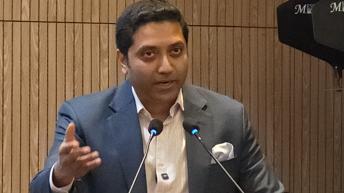 আপনারাই দেশের ভবিষ্যৎ, দায়িত্ব নেওয়ার জন্য এখনই প্রস্তুত হন:প্রতিমন্ত্রী ববি হাজ্জাজ