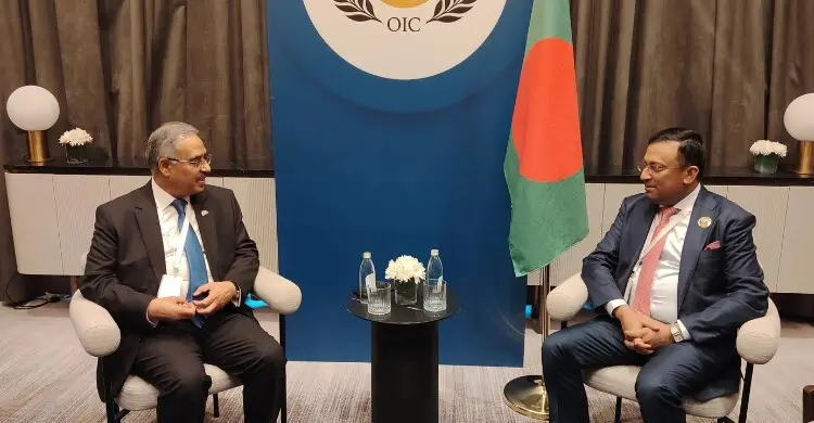 বাগদাদে ডি-৮ পুনর্গঠন ও বাণিজ্য বাড়ানোর প্রস্তাব দিলেন বাংলাদেশ