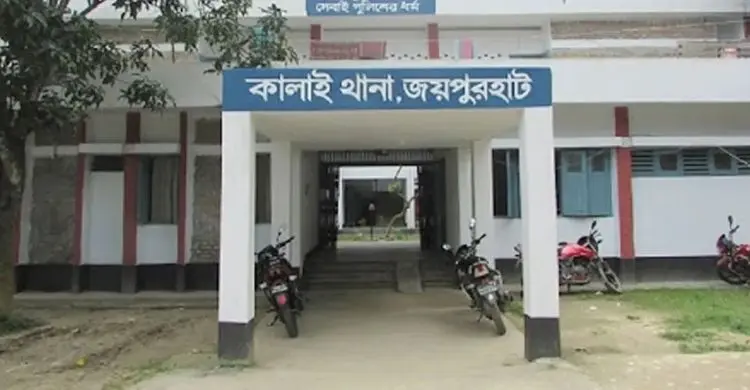 জয়পুরহাটে সৎমাকে পিটিয়ে রাতভর গাছতলায়, অভিযুক্ত সৎছেলেরা